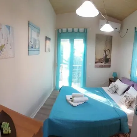 Elektra's With Parking * Argostoli (Kefalonia)