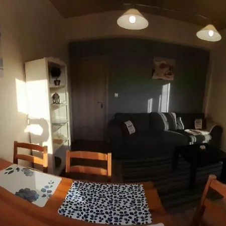 Apartment Elektra's With Parking