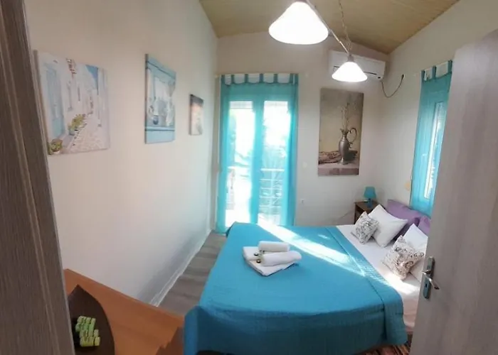 Elektra's With Parking * Argostoli (Kefalonia)