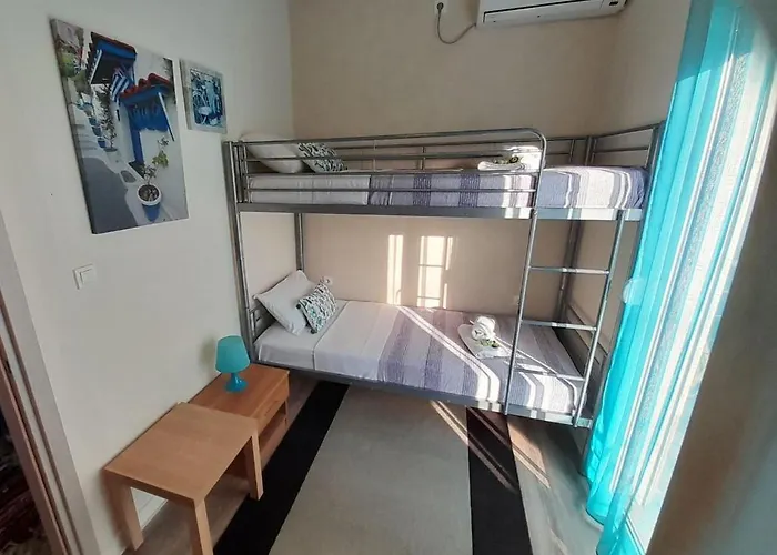 Elektra's With Parking Αργοστόλι